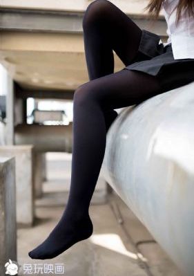 岳彩晶