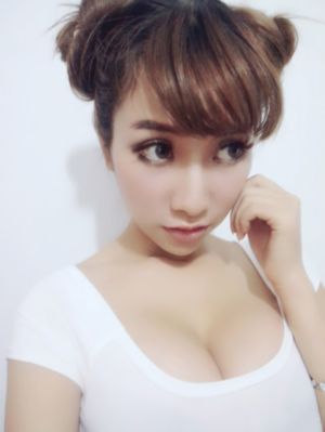 尸囚狱电影